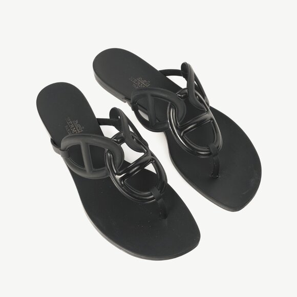 Hermes Egerie Noir Rubber Chaine d'Ancre Thong Sandals - Picture 1 of 11